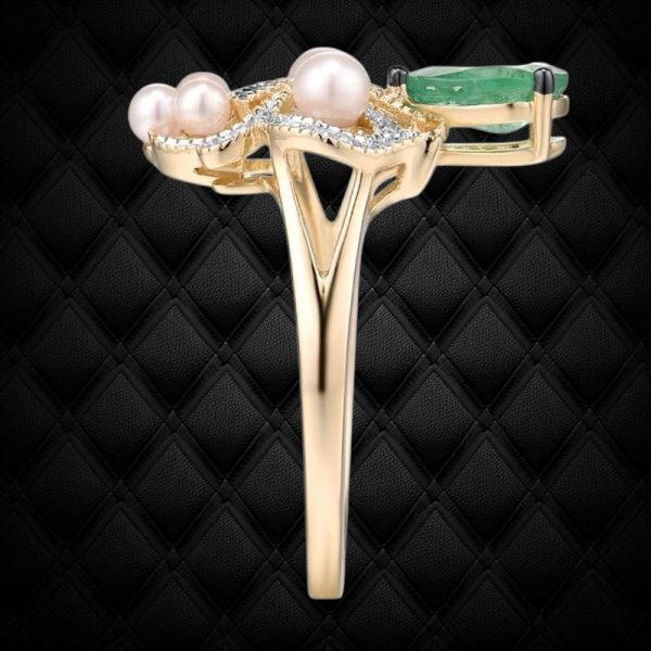 14kt Emerald Ring in Yellow Gold - Image 2