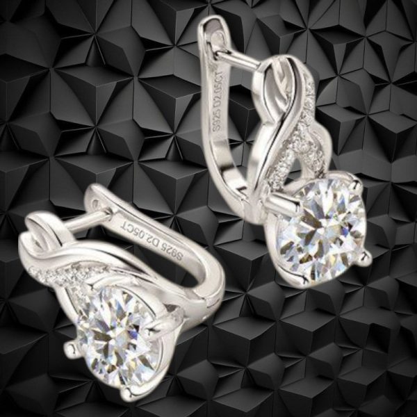 14k Gold Plated 8mm Moissanite Earring - Image 5
