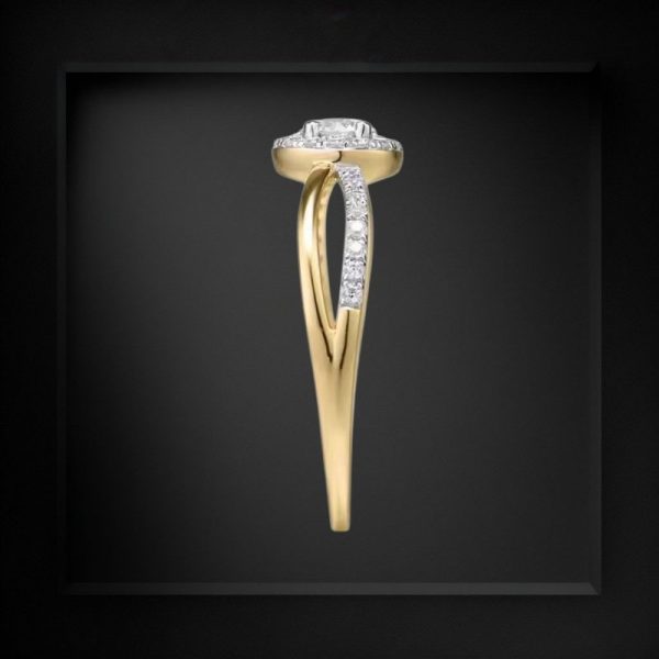 9k Yellow Gold Cubic Zirconia 0.66ct Ring - Image 2