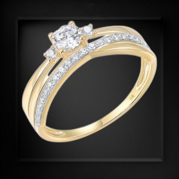 0.93ct Cubic Zirconia 9k Yellow Gold Ring
