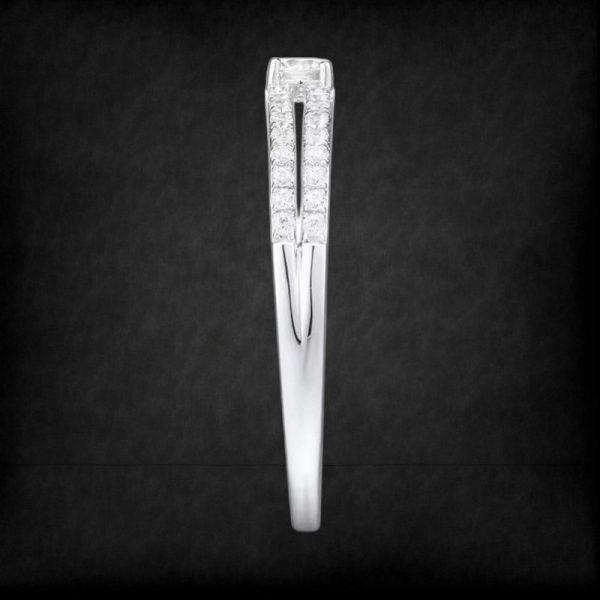 Cubic Zirconia 9k White Gold Band Ring - Image 4